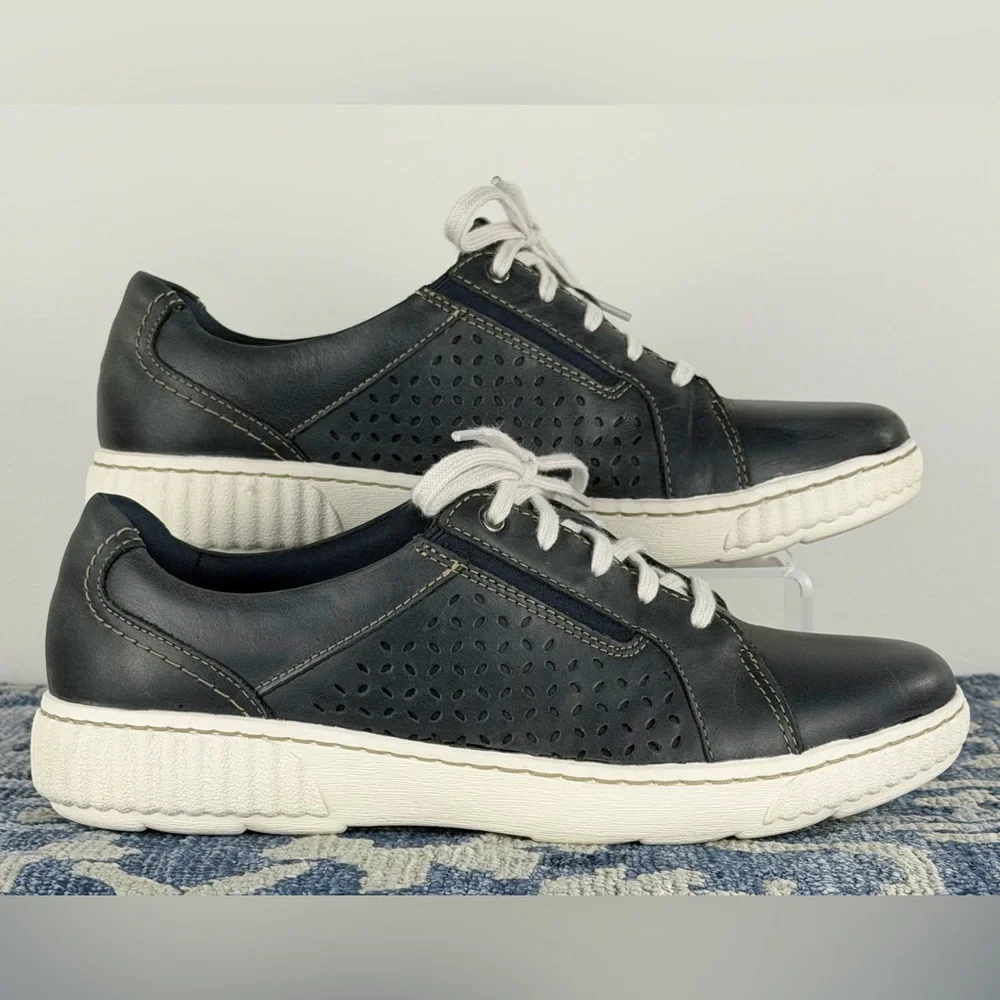 Clarks caroline ella